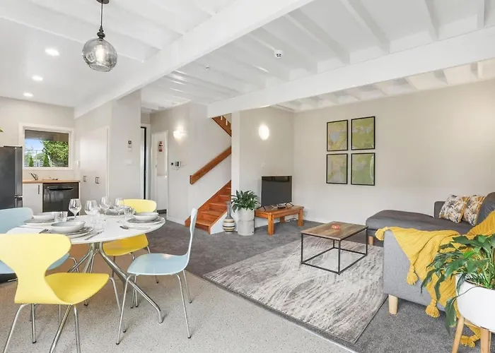 Papawai Townhouse 11